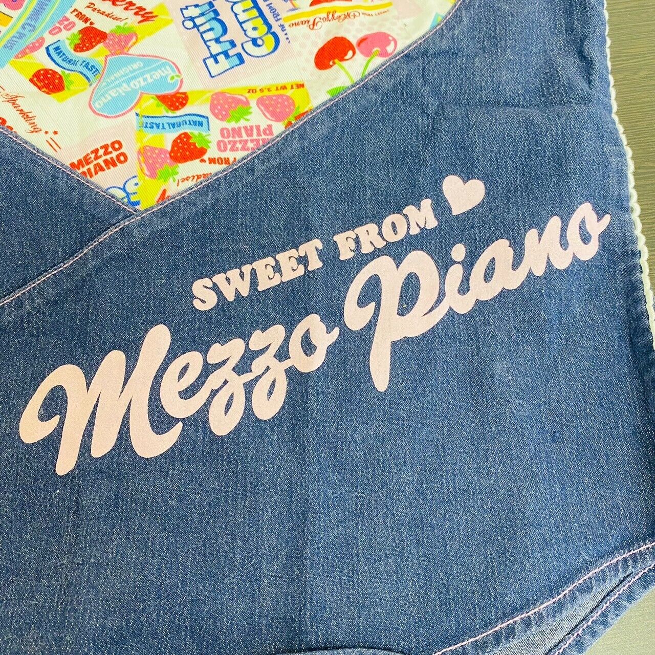 Mezzo Piano Kids T-shirt Tops 140cm Denim Short Sleeve Fruits Strawberry Heart