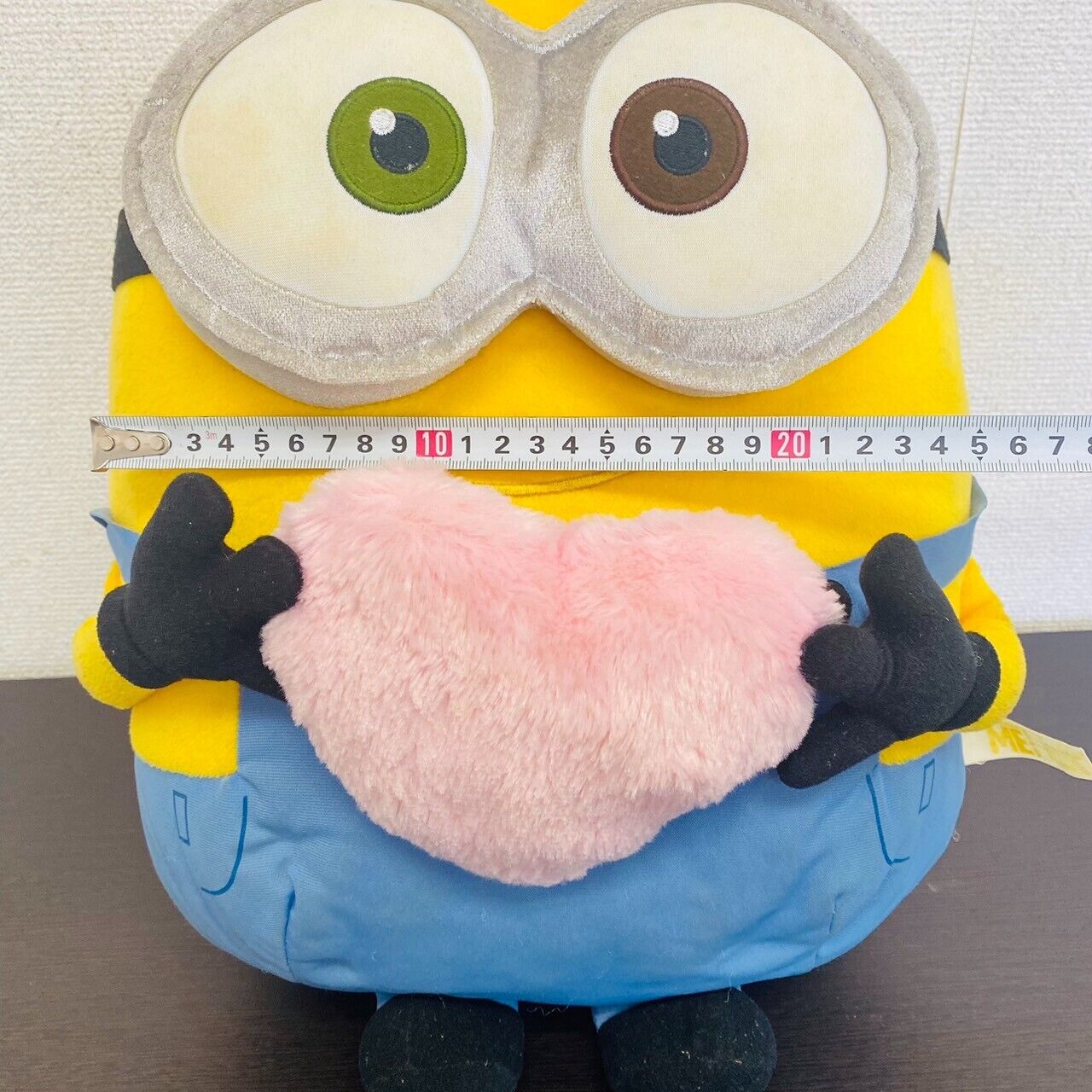 Minions Bob Plush Cushion Soft Stuffed Toy Goggles Heart Pink Yellow Blue Fluffy