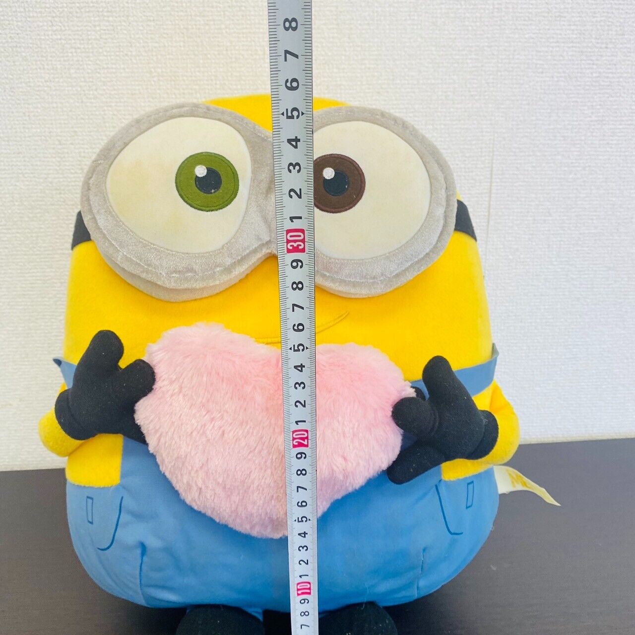 Minions Bob Plush Cushion Soft Stuffed Toy Goggles Heart Pink Yellow Blue Fluffy