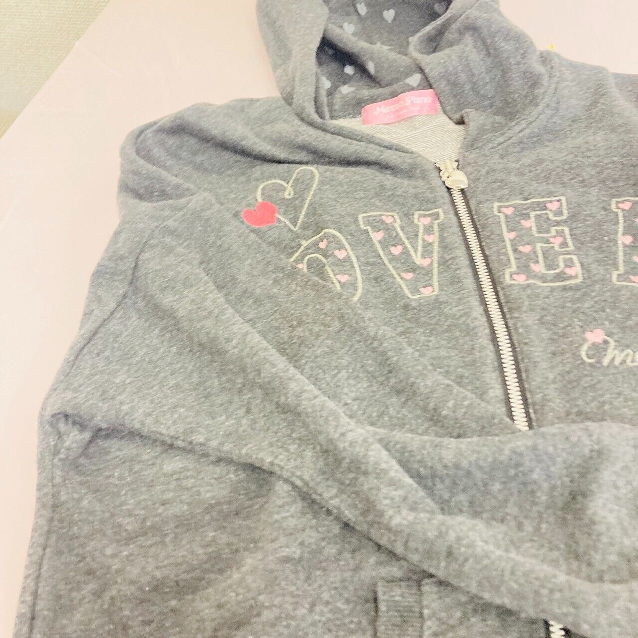 Mezzo Piano Long Sleeve Hoodie 160cm Gray Black Heart Lovely Simple Clothing