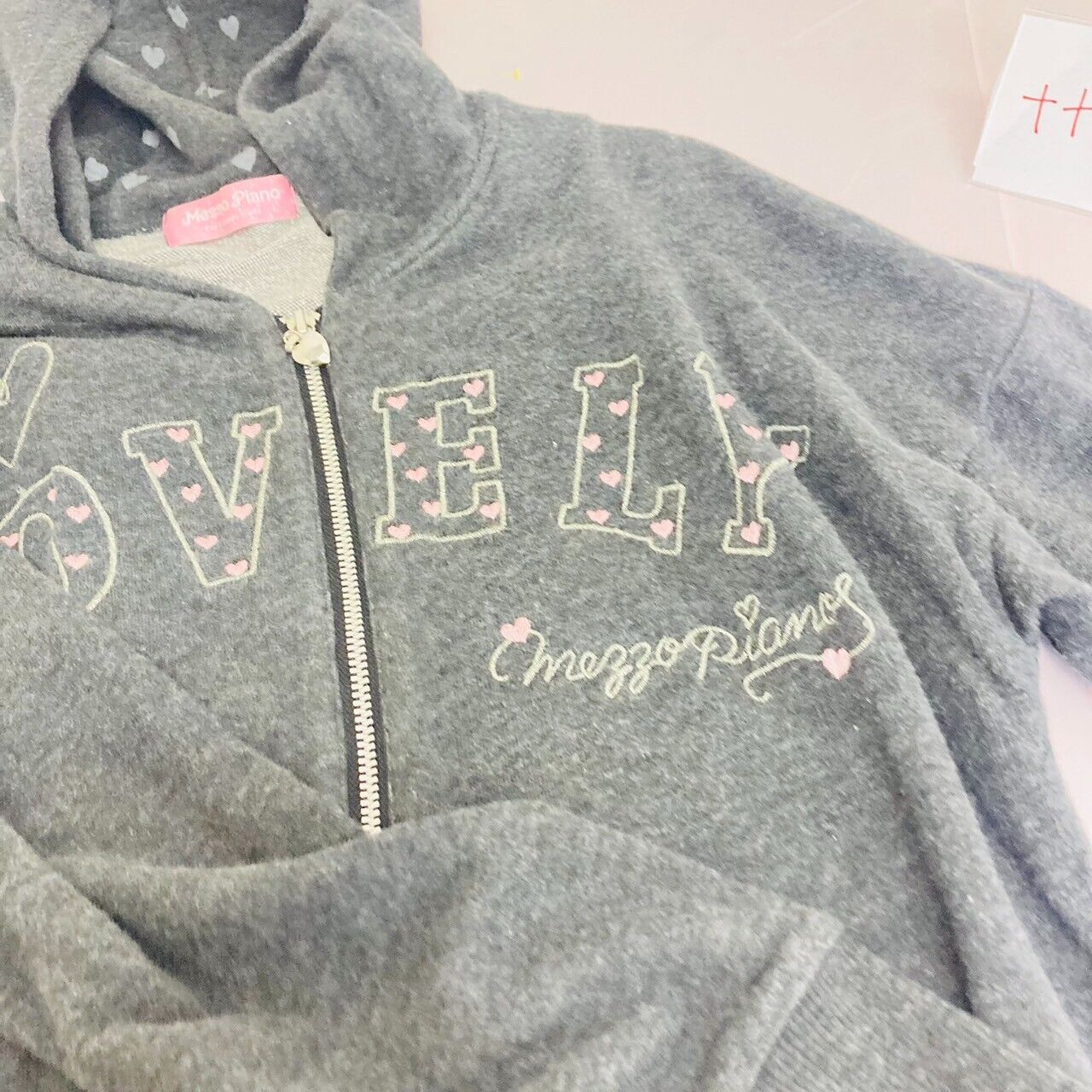 Mezzo Piano Long Sleeve Hoodie 160cm Gray Black Heart Lovely Simple Clothing