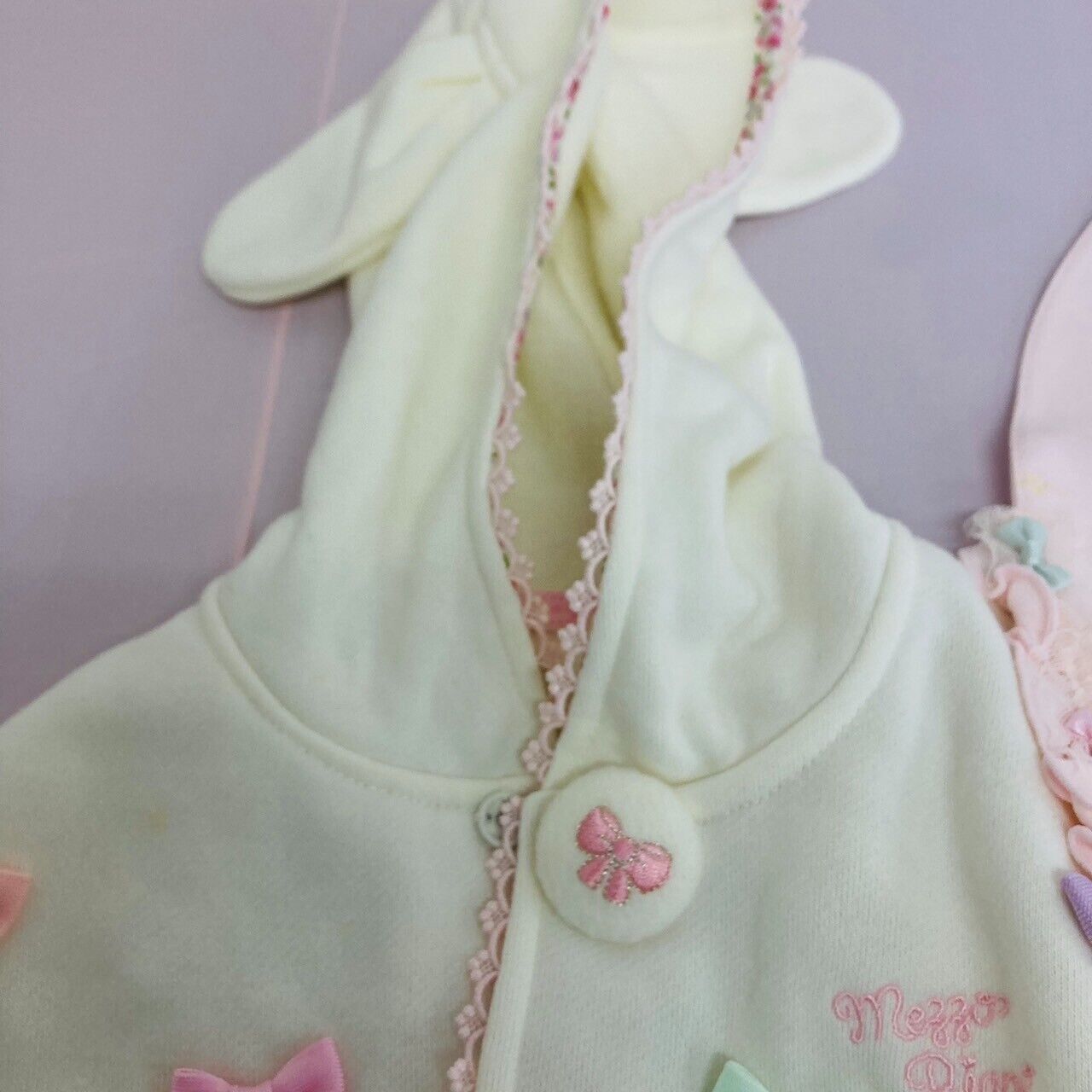 Mezzo Piano Baby Cape Bib Set 2 White Pink Colorful Ribbon Ear Frill Kawaii Rare