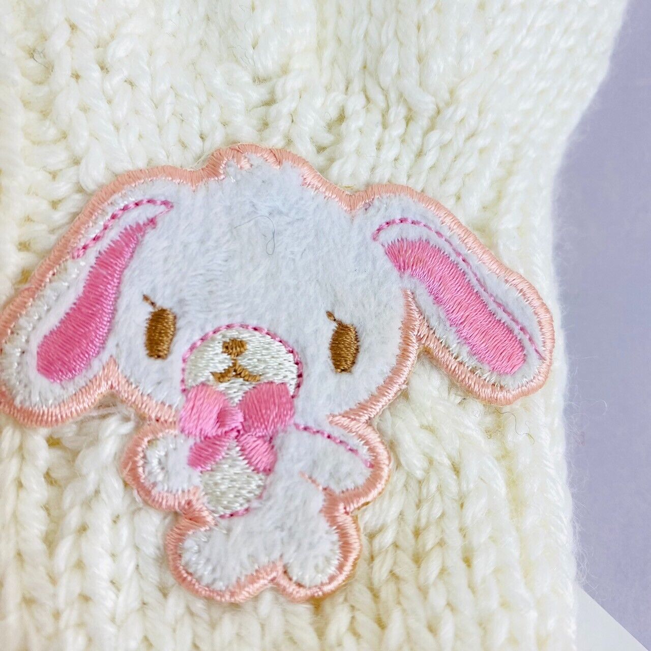 Sanrio Sugar Bunnies Gloves White Knit Shirousa Kurousa Rabbit Winter Kawaii