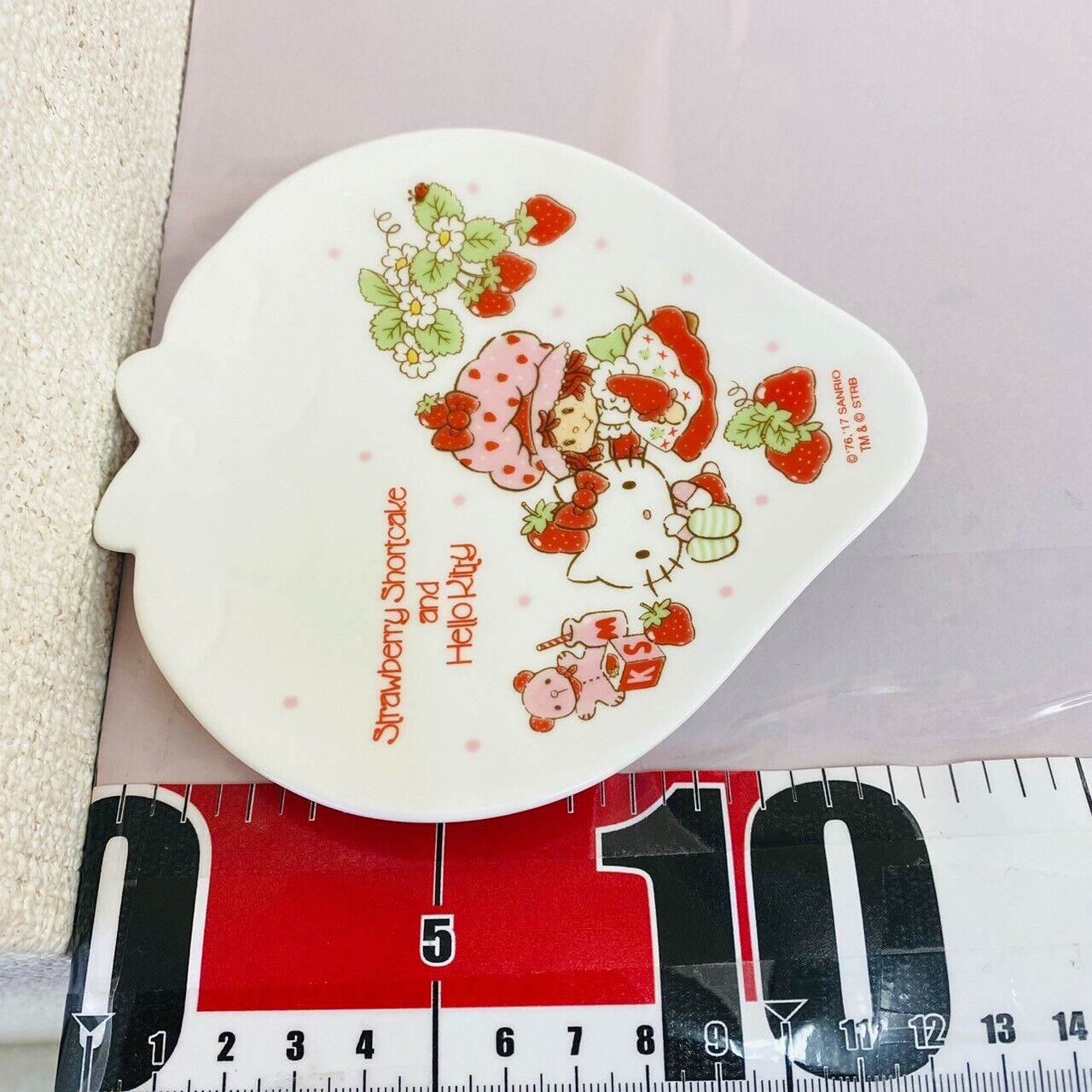 Sanrio Hello Kitty Strawberry Shortcake Collaboration Plate White Character Rare