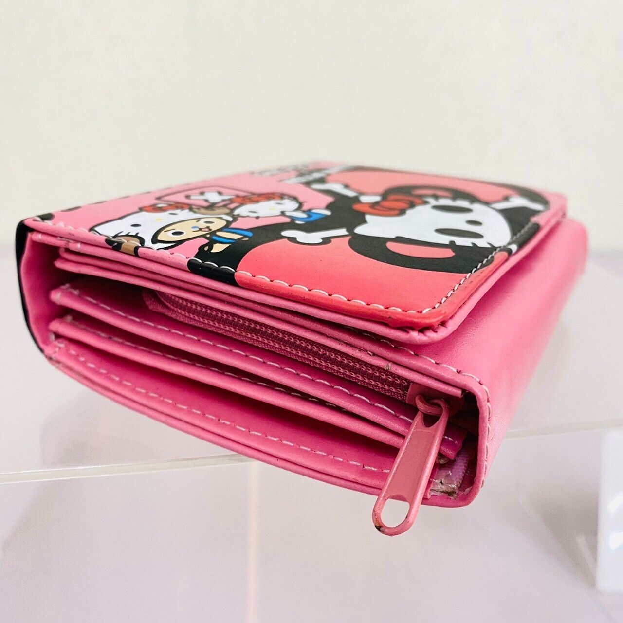 Sanrio Hello Kitty One Piece Collaboration Wallet Pink Tony Tony Chopper Skull