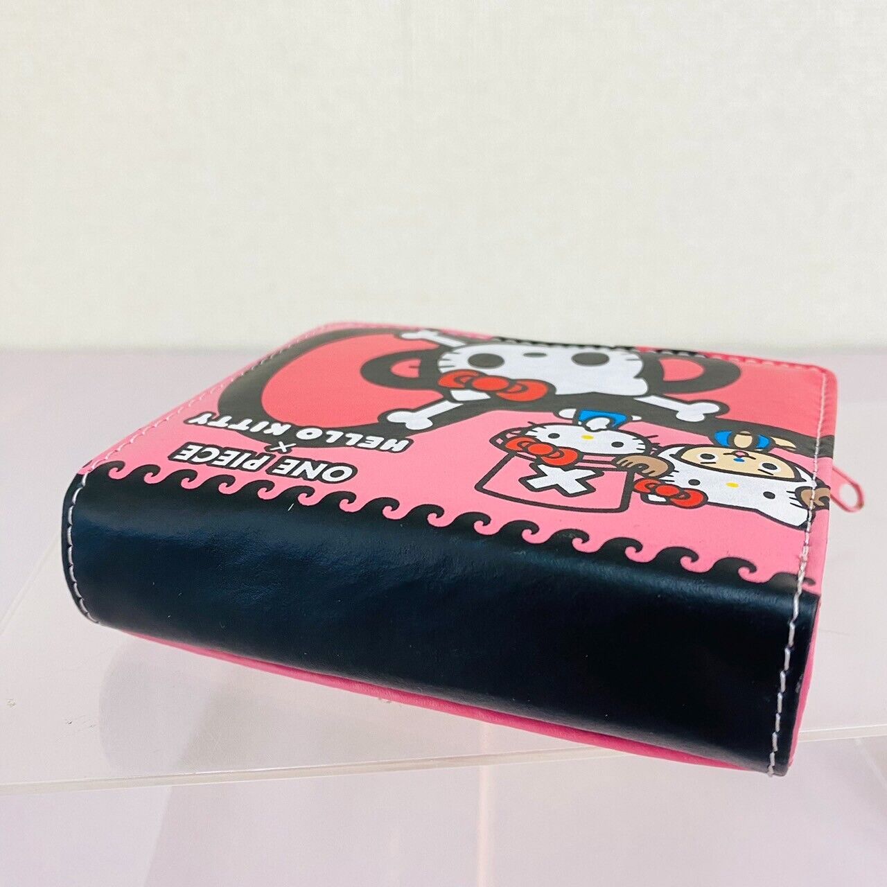 Sanrio Hello Kitty One Piece Collaboration Wallet Pink Tony Tony Chopper Skull