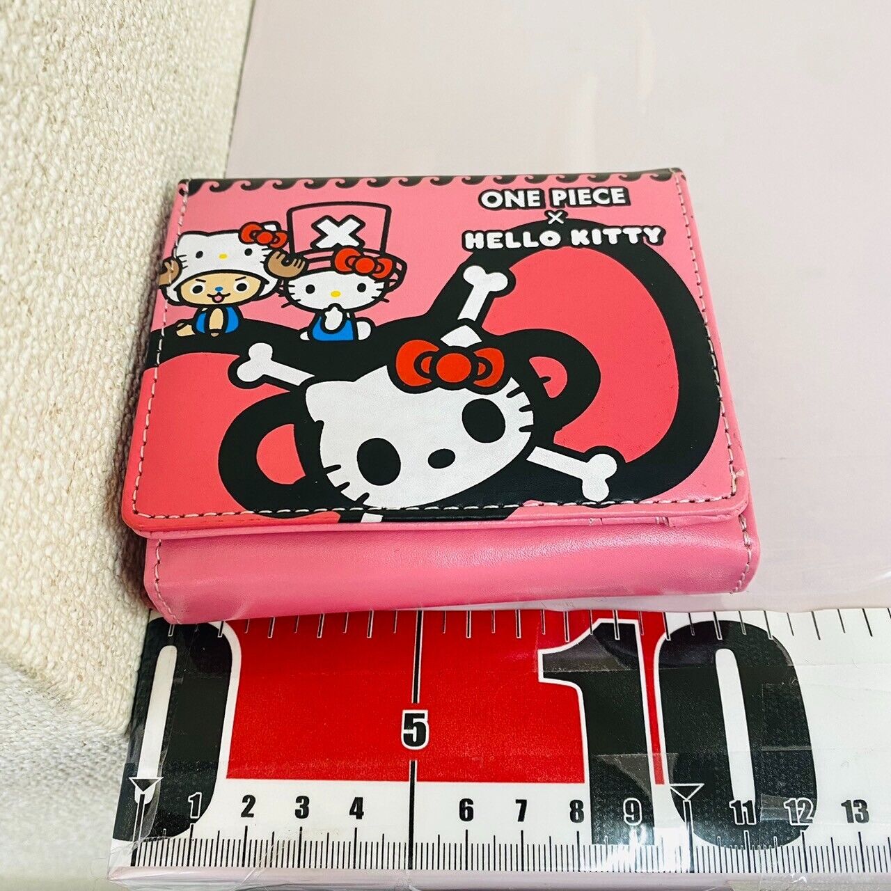 Sanrio Hello Kitty One Piece Collaboration Wallet Pink Tony Tony Chopper Skull