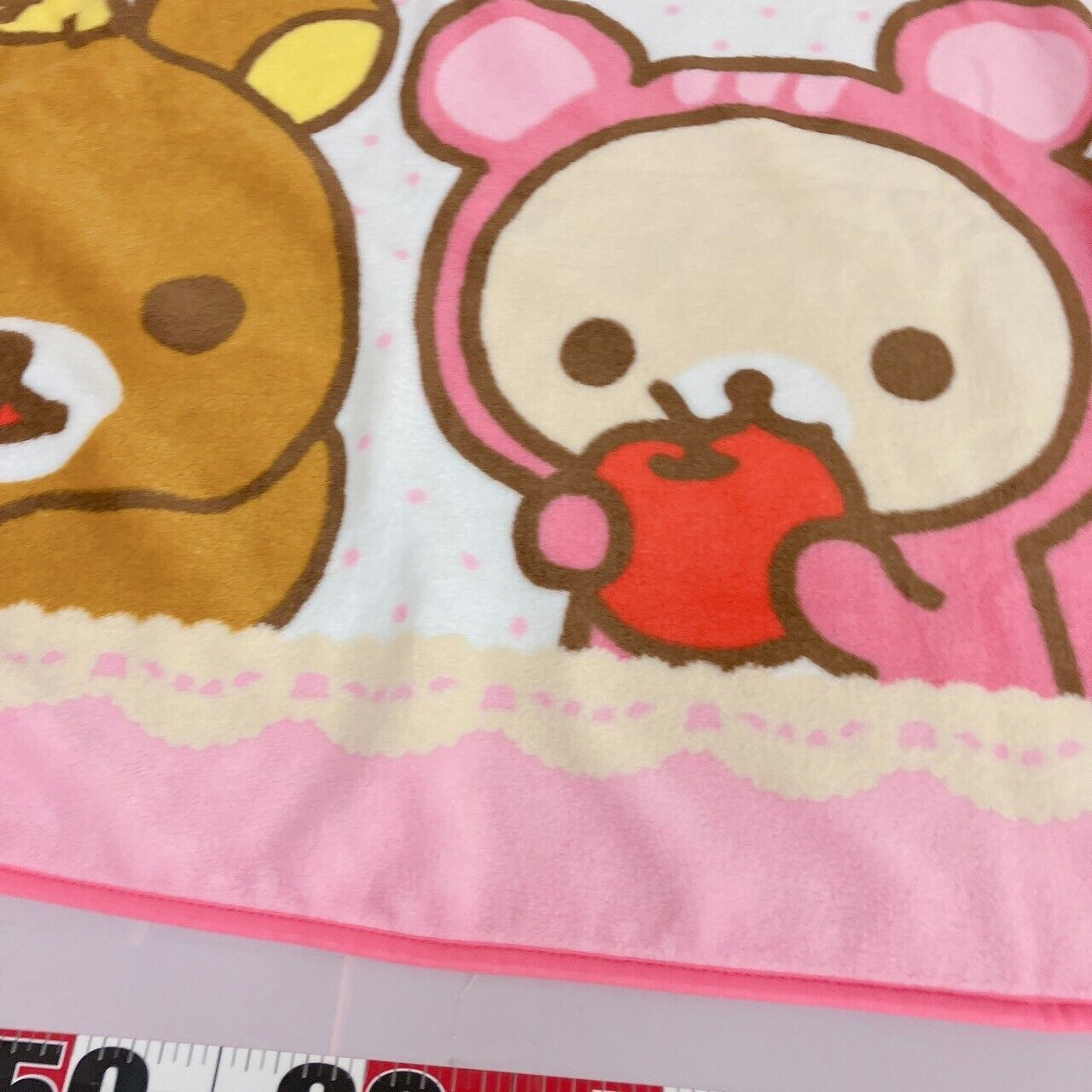 Rilakkuma Korilakkuma Kiiroitori San-X Pink Blanket Lace Apple Fluffy Kawaii