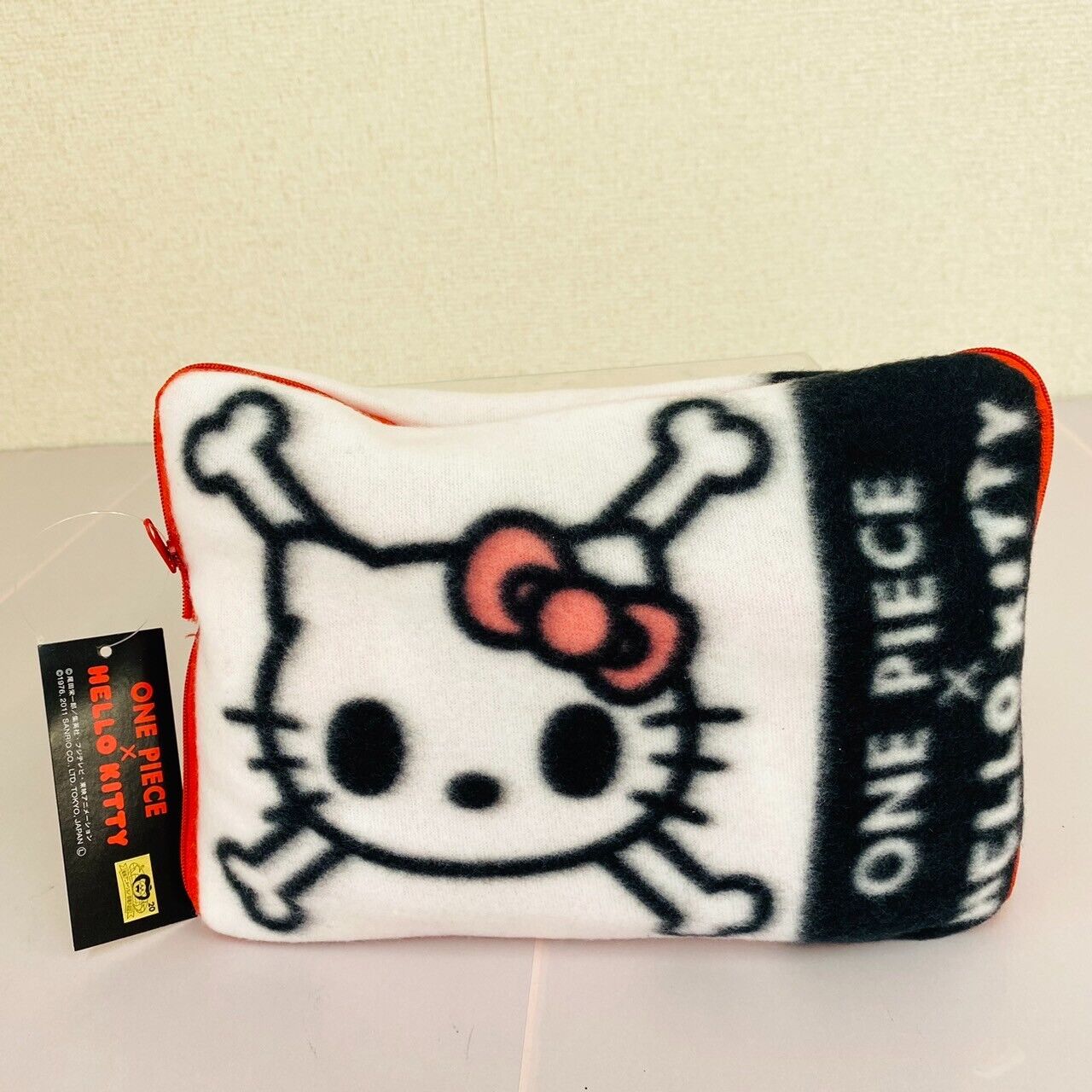 Sanrio Hello Kitty One Piece Blanket 2way Pirate flag fleece Red Character  Rare