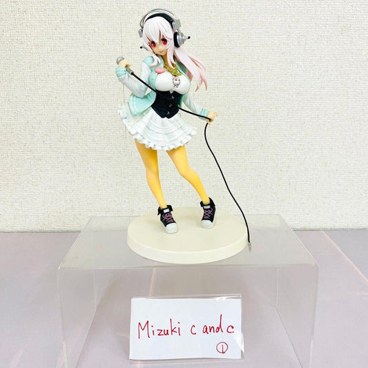 Super Sonico SQ Figure Microphone Headphone Girl Singing Kawaii Anime Manga Girl