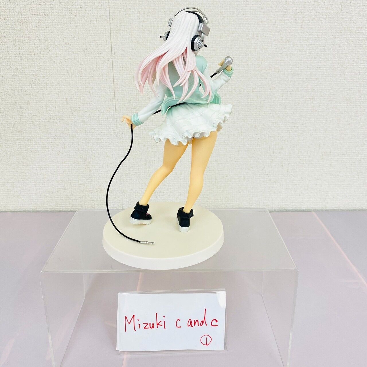 Super Sonico SQ Figure Microphone Headphone Girl Singing Kawaii Anime Manga Girl