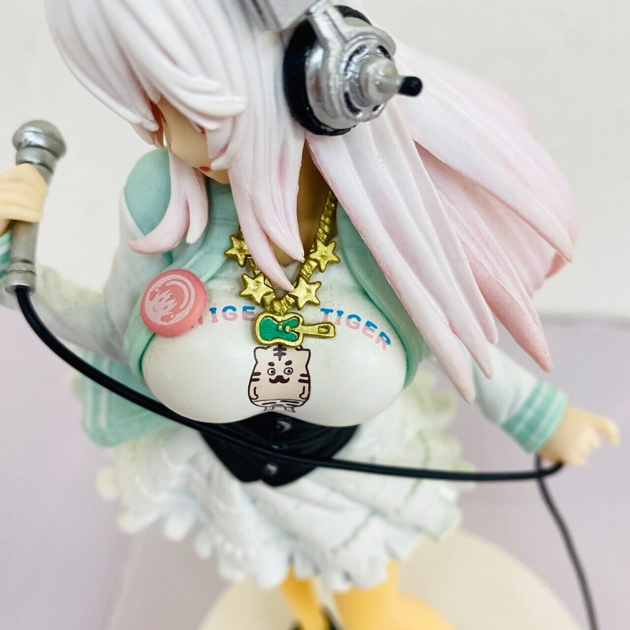 Super Sonico SQ Figure Microphone Headphone Girl Singing Kawaii Anime Manga Girl